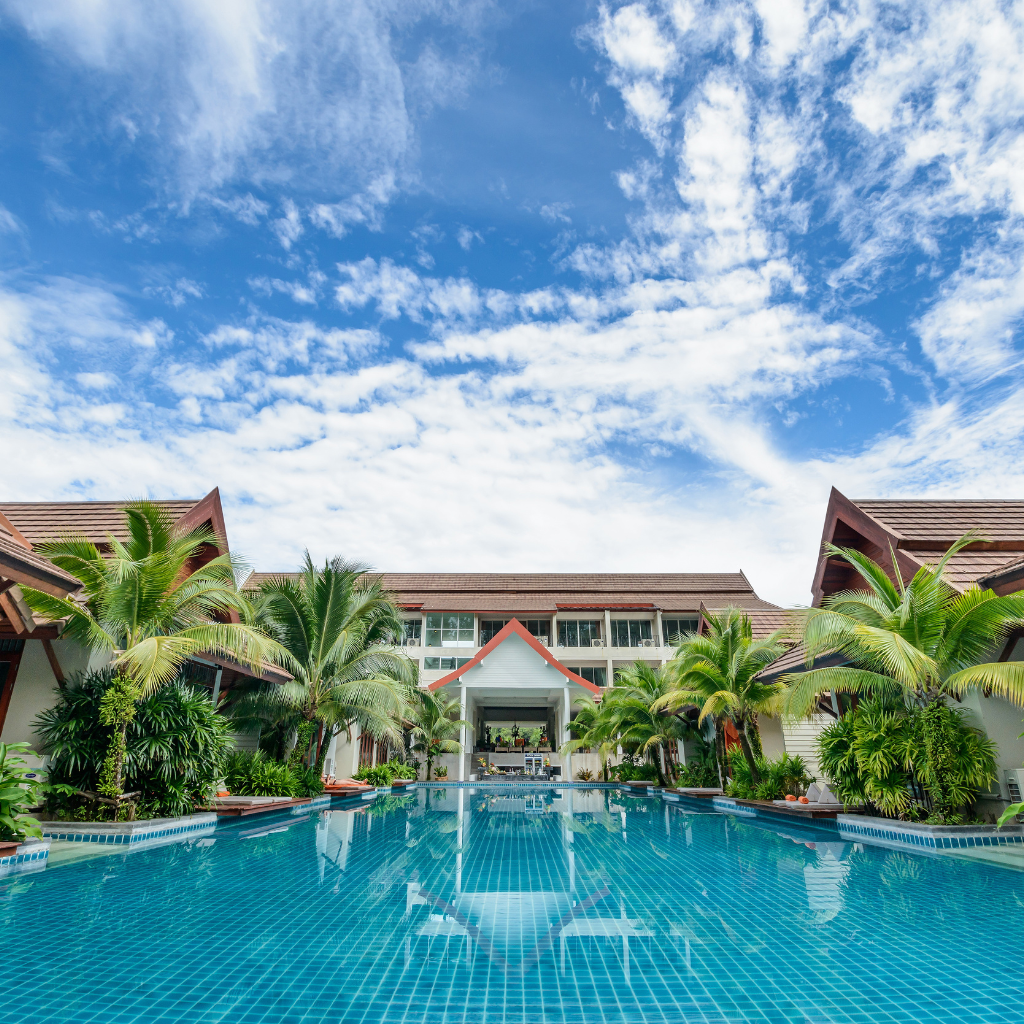 Resort vs. Hotel: What Should You Choose for Your Vacation?